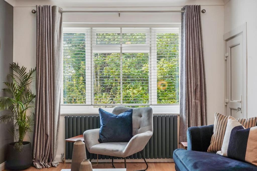 Stylish Maisonette Near The Heath With Free Parking & Wi-Fi Мейдстон Экстерьер фото
