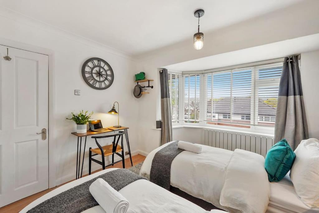 Stylish Maisonette Near The Heath With Free Parking & Wi-Fi Мейдстон Экстерьер фото